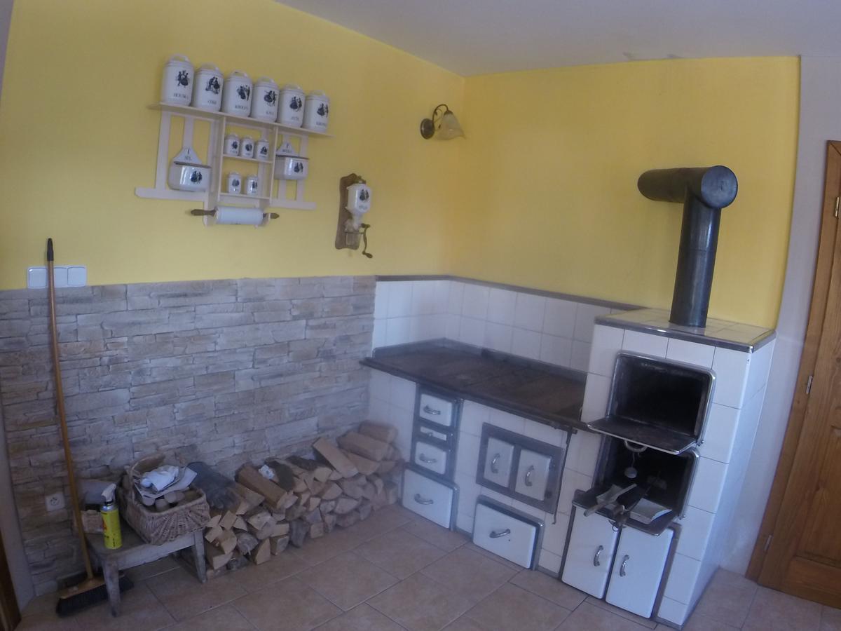 Apartment U Videmanu Ponikla Екстер'єр фото