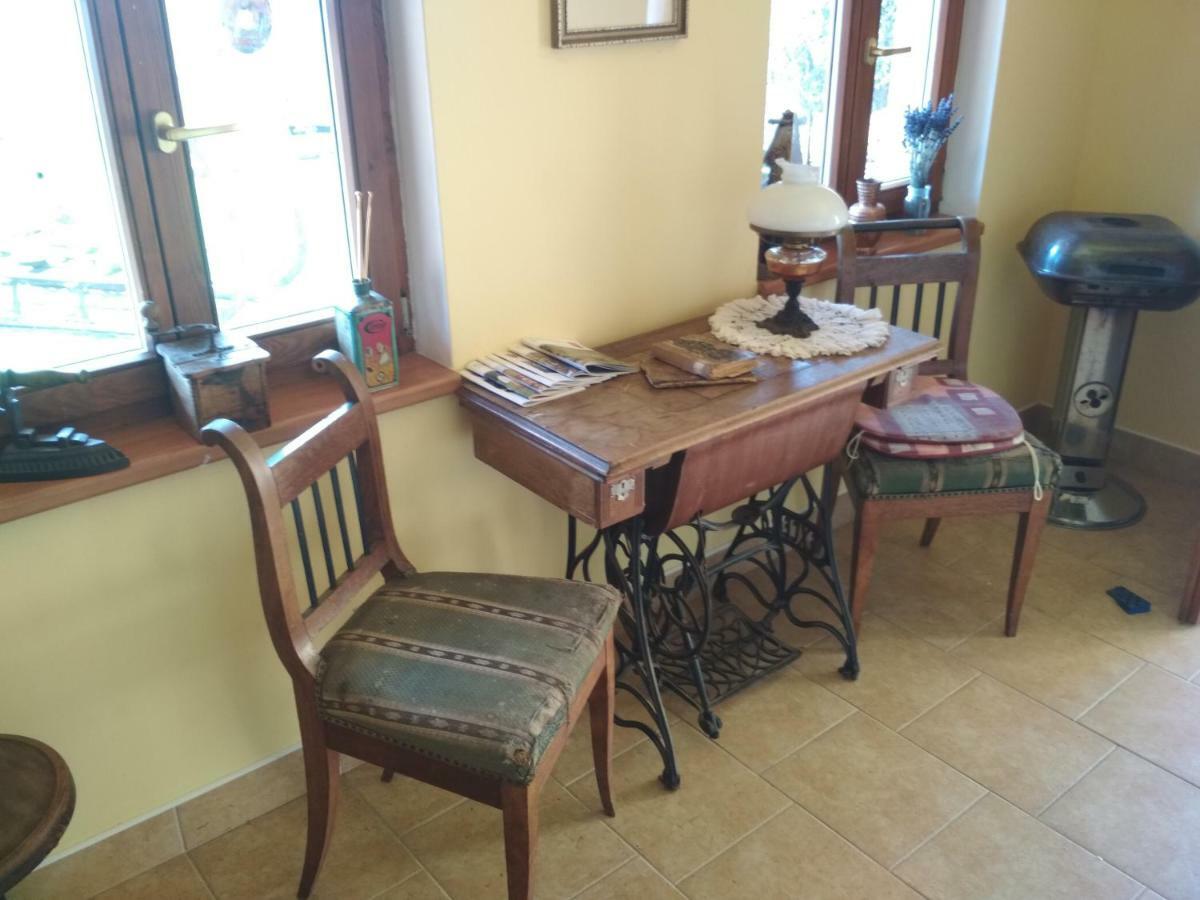 Apartment U Videmanu Ponikla Екстер'єр фото